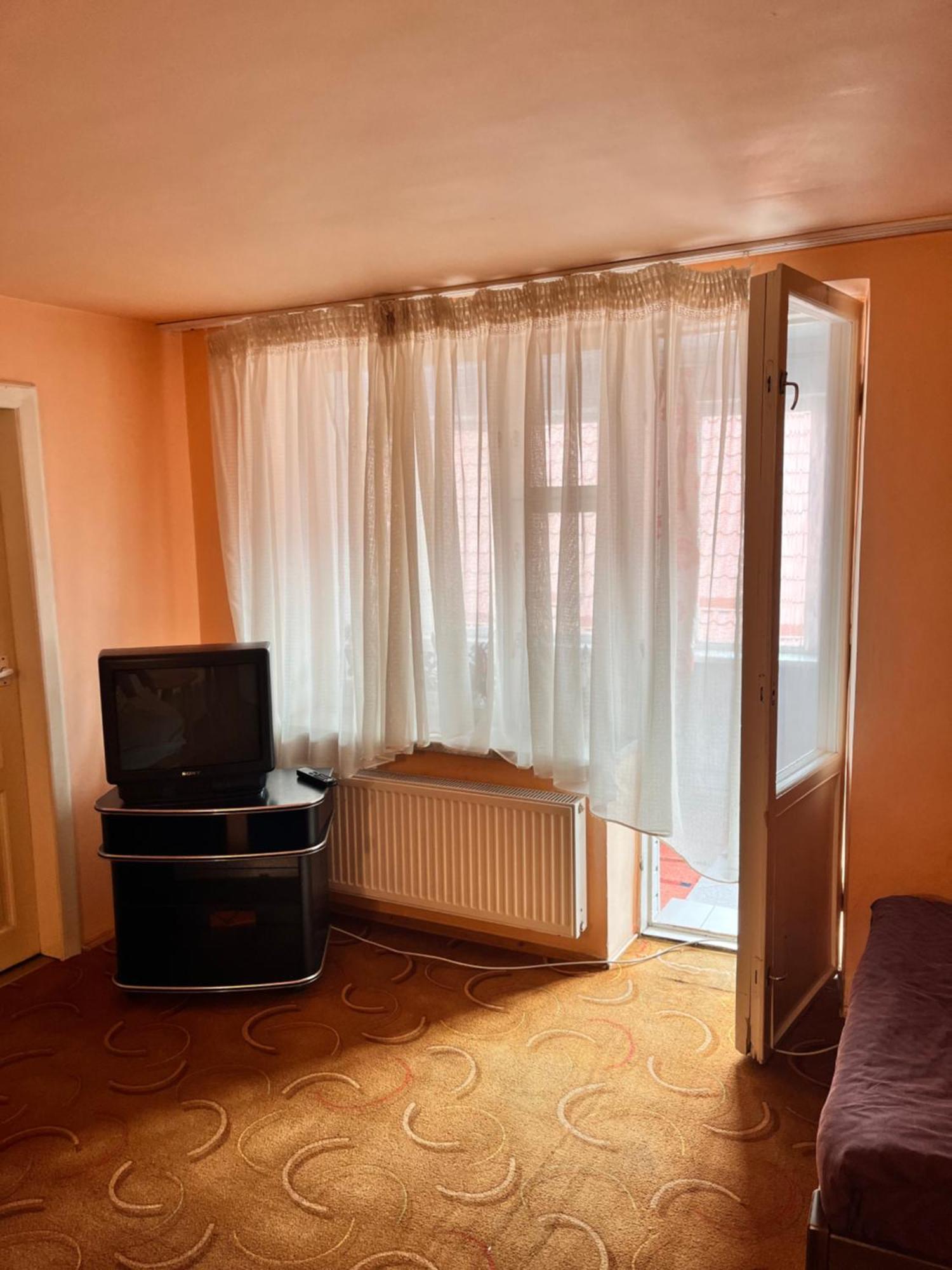 Mala Praha Hotel Ужгород Екстериор снимка